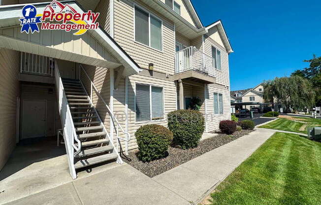 250 W MALLARD DR