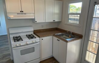 1 bed, 1 bath, 450 sqft, $995