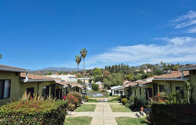 Lincoln Avenue Apartments