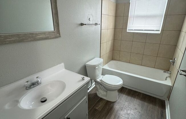 1 bed, 1 bath, 730 sqft, $925