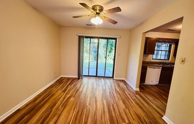 3 Bedroom 2.5 Townhouse