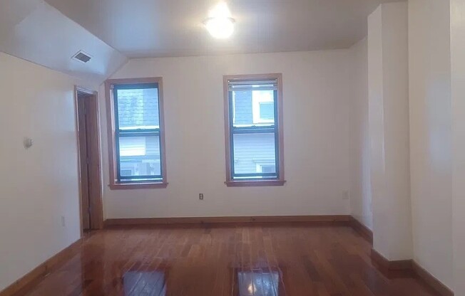 13 TABOR PL