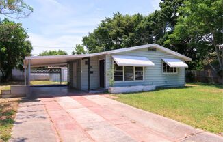 6840 12th St N St. Petersburg, FL 33702 MOVE IN SPECIAL!! Waived $350 Cleaning Fee!!!!!
