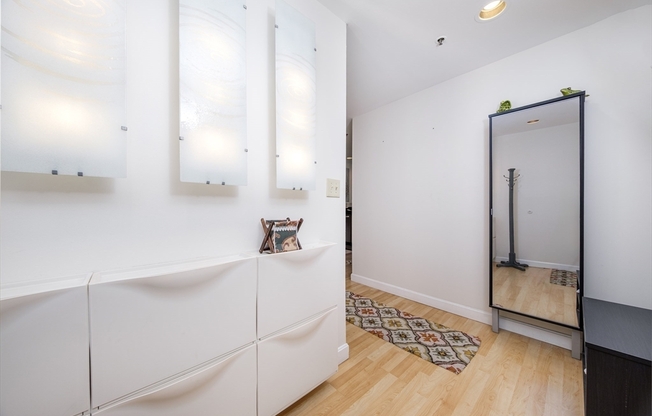 2 beds, 2 baths, 1,042 sqft, $3,200, Unit 2W