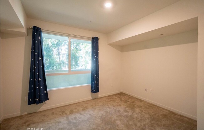 1 bed, 1 bath, 690 sqft, $3,500, Unit 123