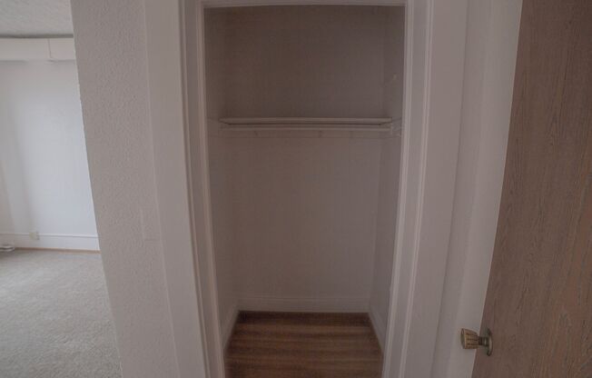 1 bed, 1 bath, 385 sqft, $575, Unit 501