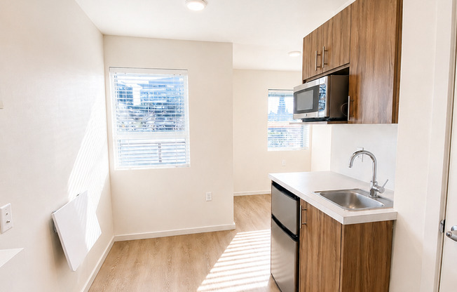 Studio, 1 bath, 180 sqft, $1,295, Unit 217-MFTE