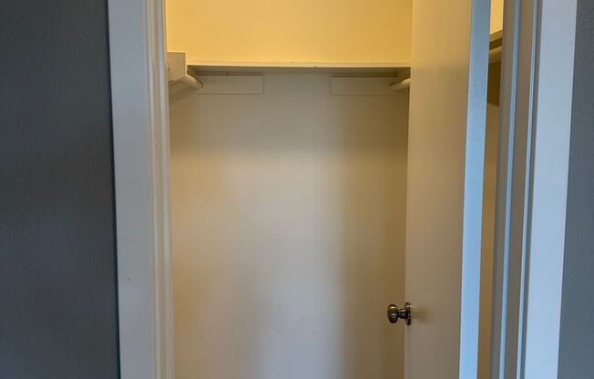 2 beds, 2 baths, $2,750, Unit 105