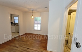 1436 CASA VALE DR