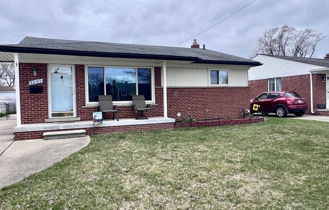 1291 N SELFRIDGE BLVD