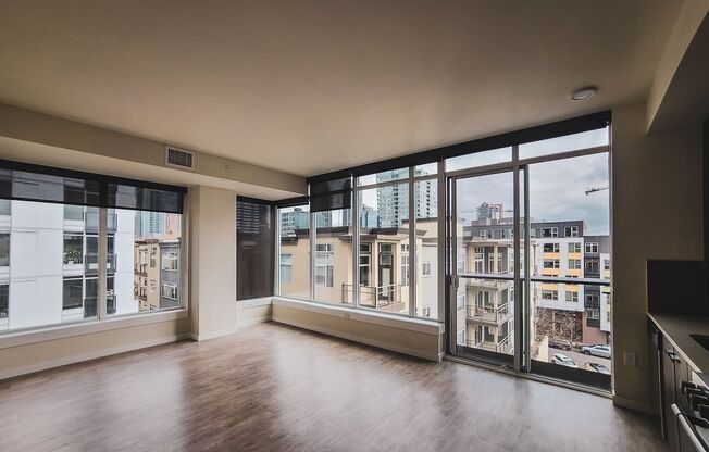 1 bed, 1 bath, 676 sqft, $2,850, Unit 501