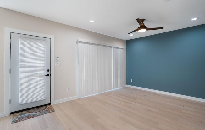 Fantastic 2/2 Condo in North Campus