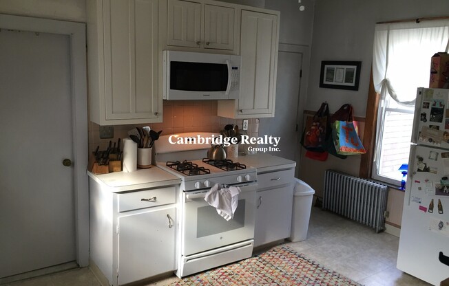 11 Clarendon Ave # 2