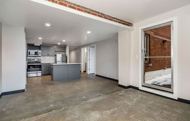 2 beds, 2 baths, 933 sqft, $2,099, Unit 704