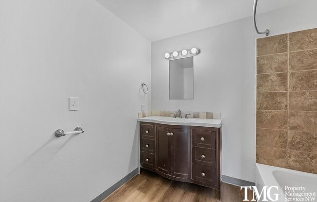 3 beds, 1.5 baths, 1,200 sqft, $1,725, Unit 1330-G5