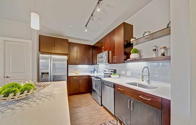 Welcome to Metropolitan Apartment Homes