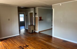 2 beds, 1 bath, $825