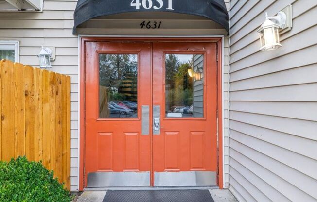 1 bed, 1 bath, 547 sqft, $1,350, Unit 32
