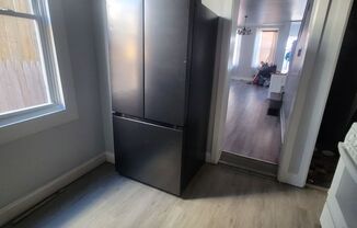 2 beds, 1 bath, $1,050