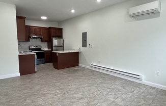 3 beds, 1.5 baths, 1,400 sqft, $2,850, Unit 1