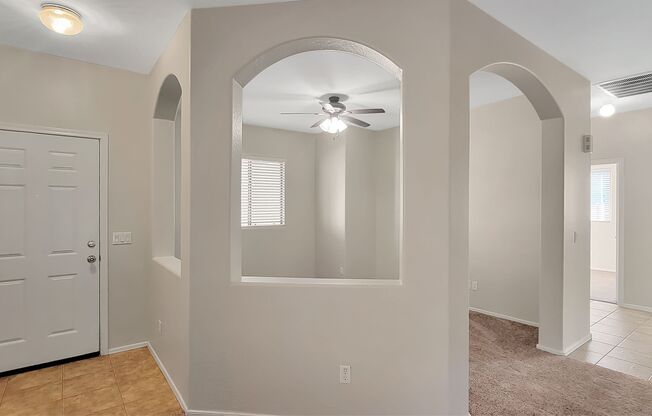 Great location near Bell Rd in Surprise! All appliances! Landscape Service!