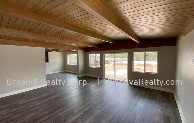 2923 E 10th St Tucson, AZ 85716