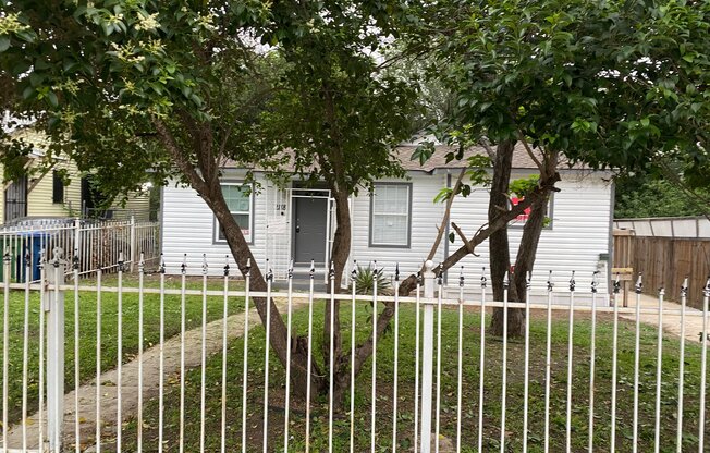 2118 BURNET