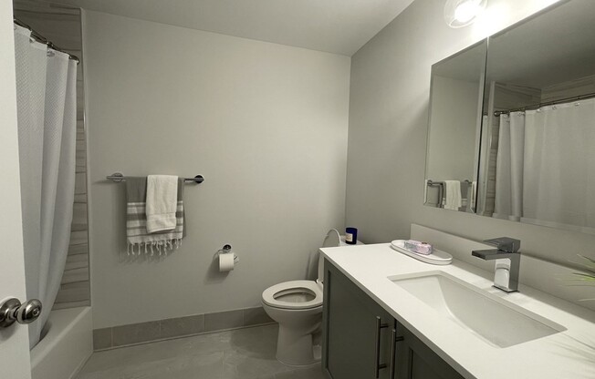 2 beds, 2 baths, 1,060 sqft, $4,000, Unit 409