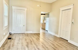 2 beds, 1 bath, $799