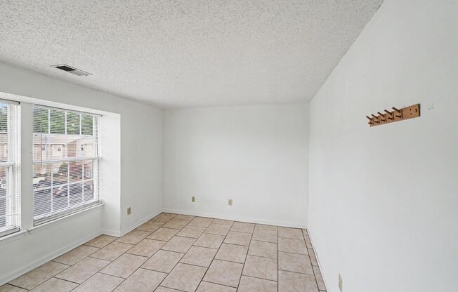 Move-In Ready 3-Bedroom Condo Near UNCC & LYNX Blue Line!