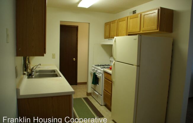 2300 E Franklin Ave/2329 S 9th St