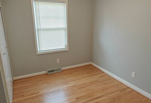 3 beds, 1 bath, $2,000