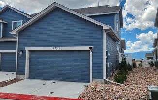 3 beds, 2.5 baths, $2,350