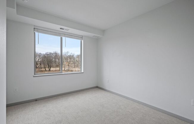 1 bed, 1 bath, 835 sqft, $1,810, Unit 115