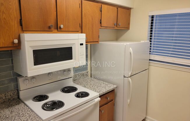Newly Renovated Top-Floor Condo in Sandy Springs!