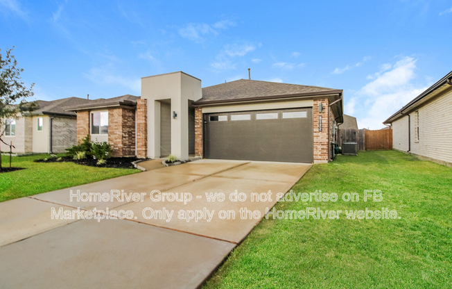 8122 HUSH HTS DR