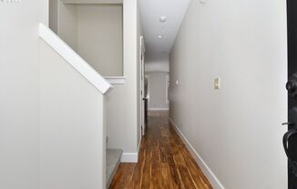 3 beds, 2.5 baths, $2,595