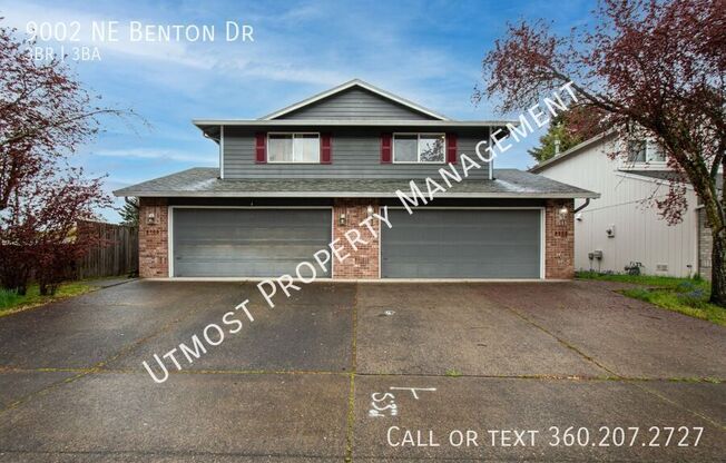 9002 NE BENTON DR
