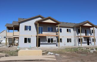 Pre-Leasing Now Tamarack Lodge !