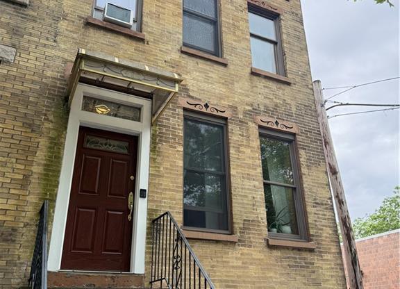 490 19 ST