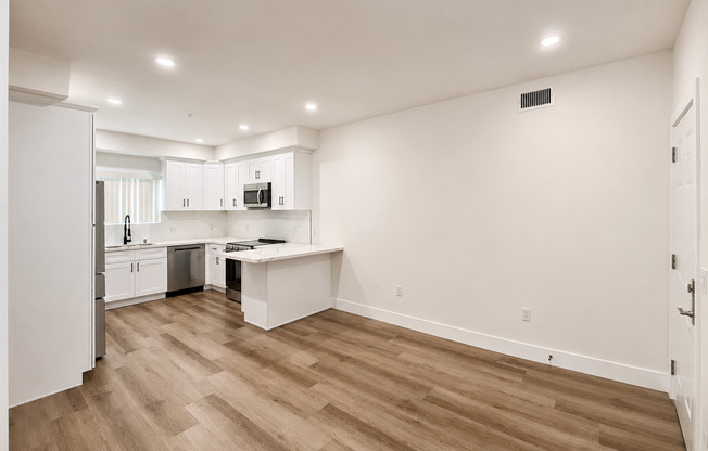 1 bed, 1 bath, 615 sqft, $2,450, Unit 502