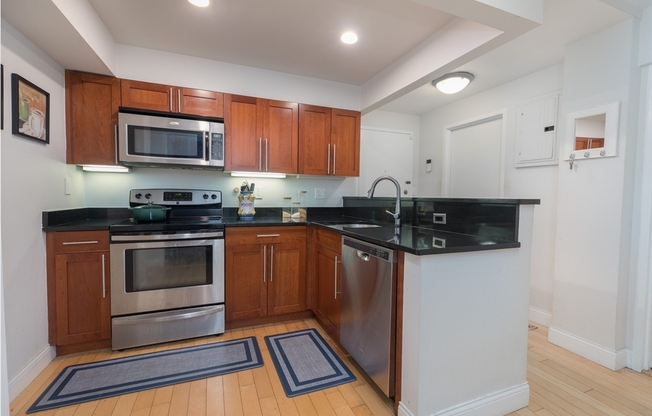 1 bed, 1 bath, 774 sqft, $3,200, Unit 703