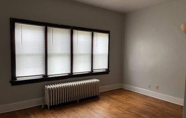 1130 W Washington St.