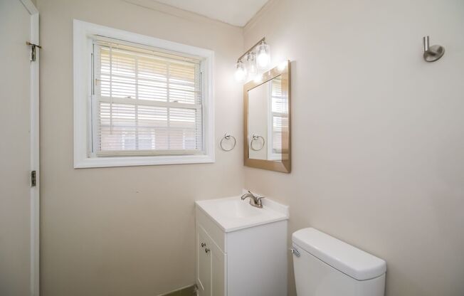 1 bed, 1 bath, 750 sqft, $1,400, Unit A6