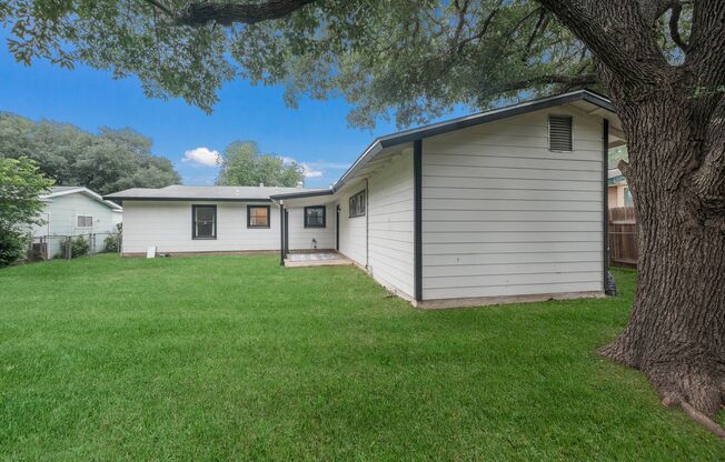 323 Craigmont