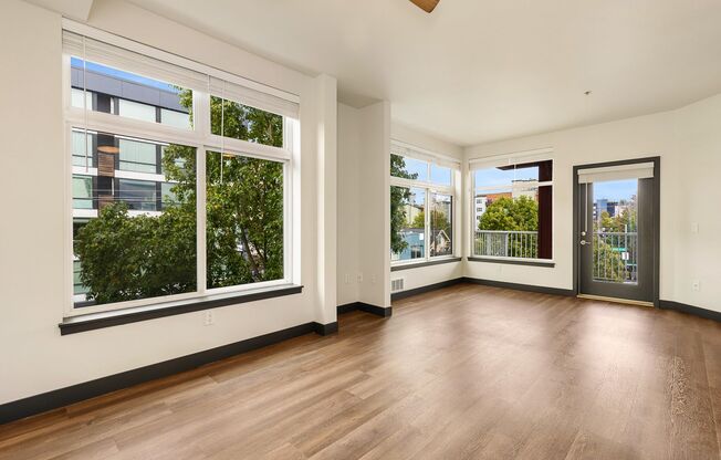 1 bed, 1 bath, 780 sqft, $2,695, Unit 208
