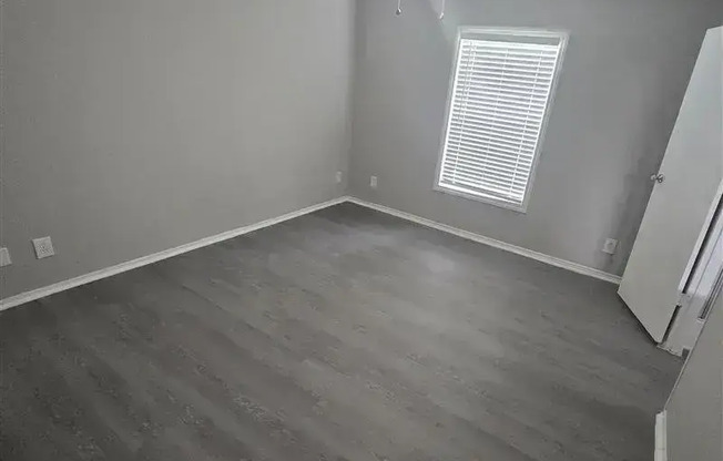 15858 CLARKE SPG DR