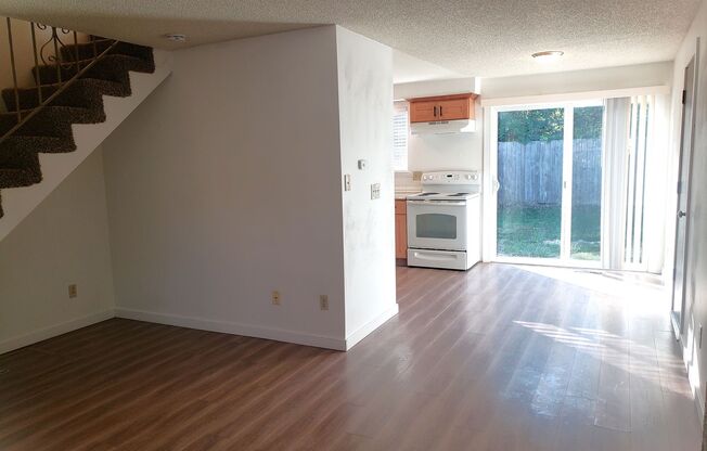 ALOHA SW 196th - 6710 - 6742