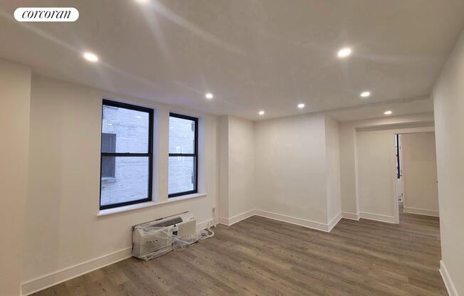 2 beds, 2 baths, 1,200 sqft, $7,500, Unit 11R