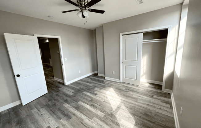 200 E 22 ST